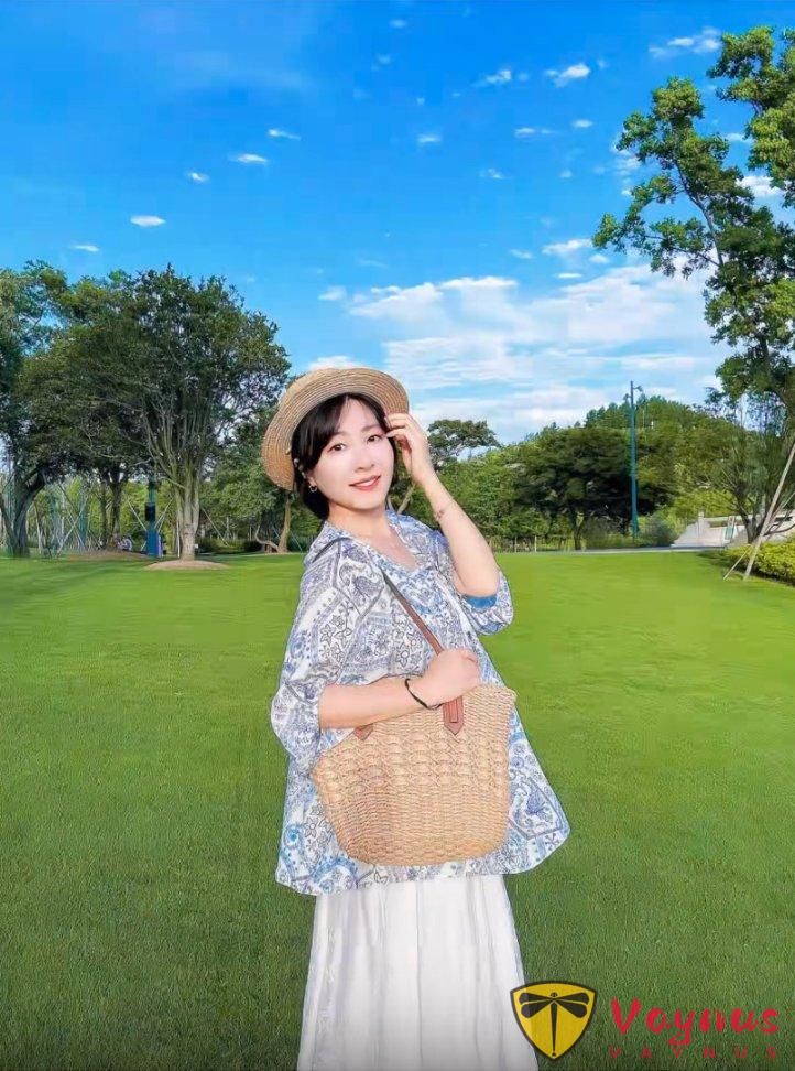 愛拍照又不會擺姿勢的姐妹可以這樣拍,鬆弛拉滿,太美了