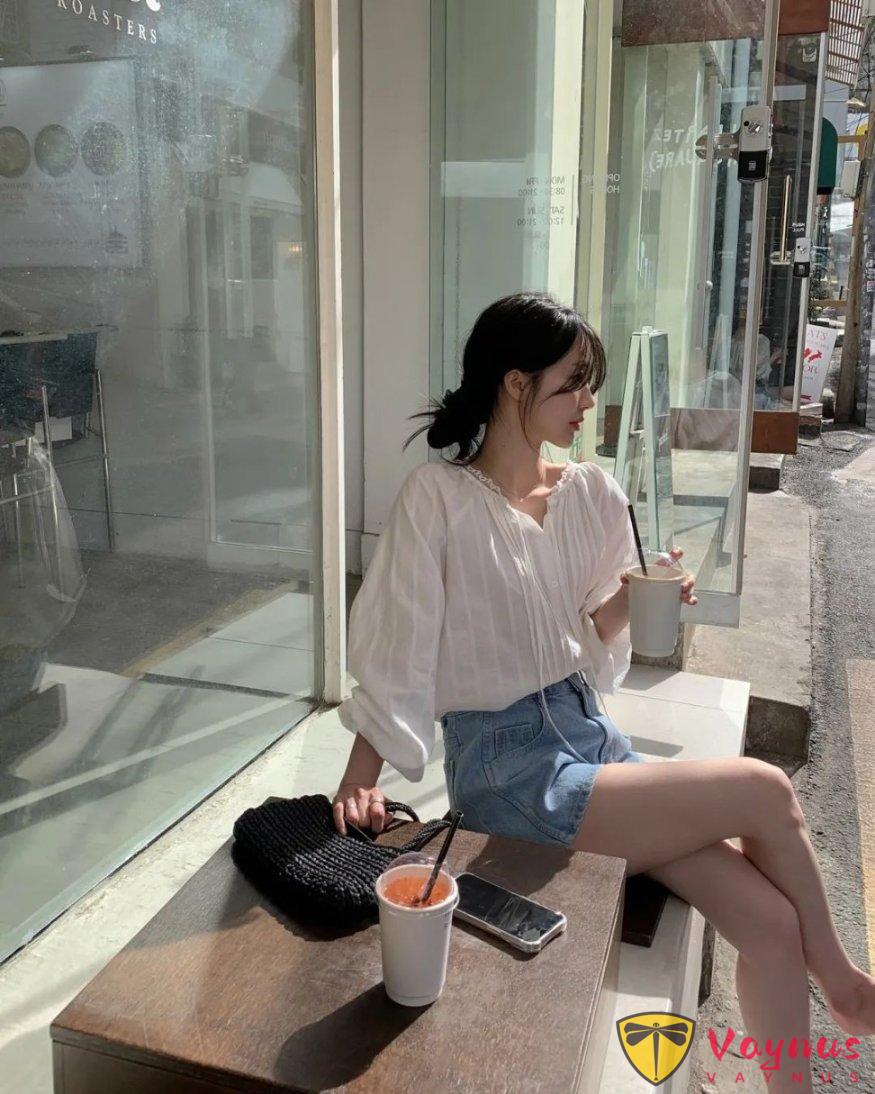 超好看的小衫+牛仔短裤