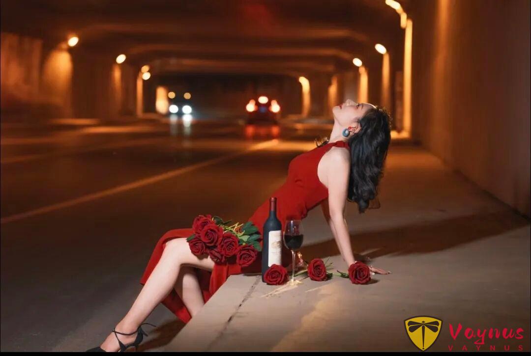 9個隧道紅裙拍照姿勢,輕鬆拿捏電影女主既視感