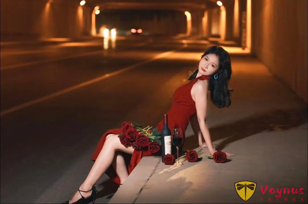9個隧道紅裙拍照姿勢,輕鬆拿捏電影女主既視感