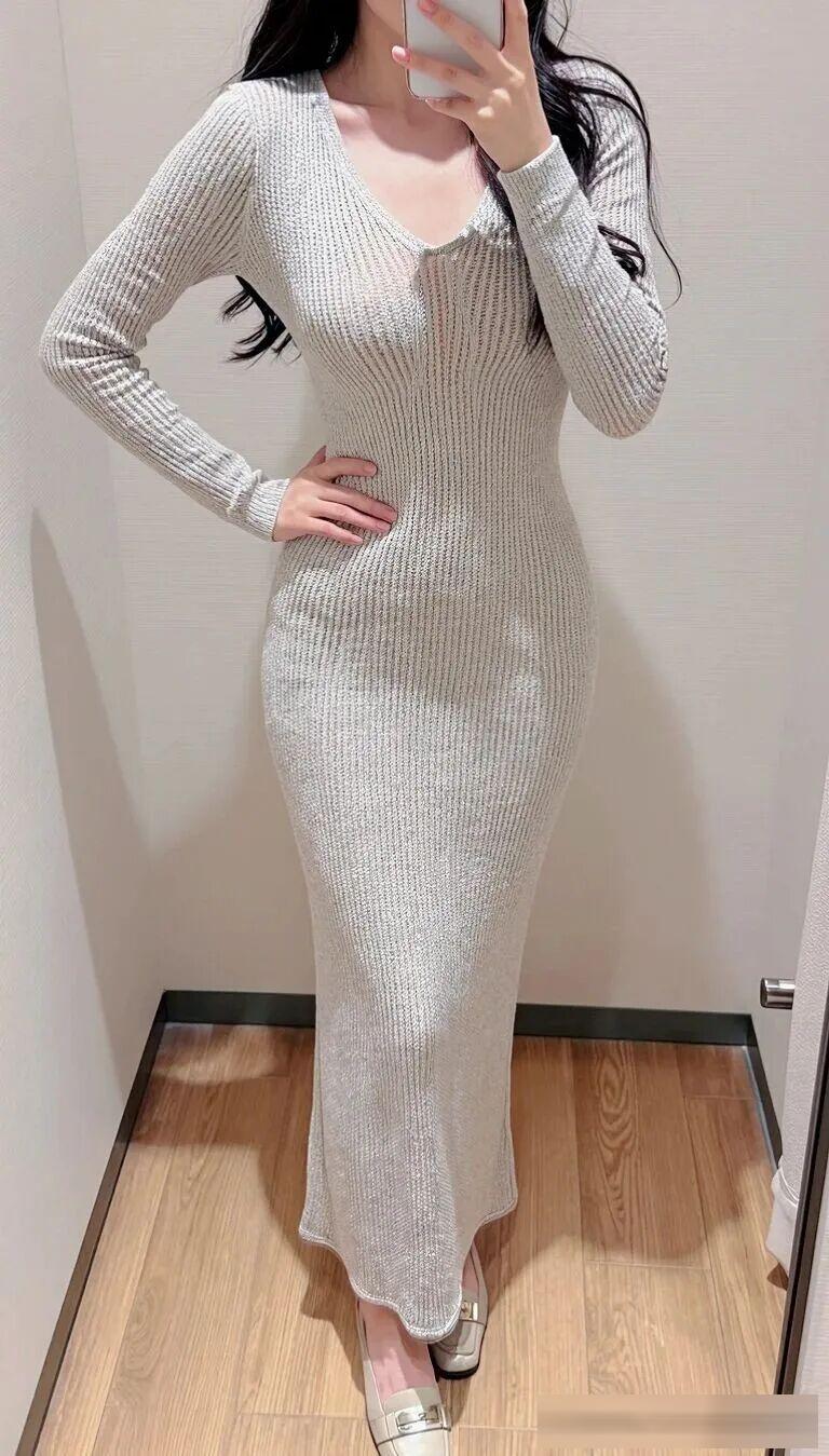 秋冬的长裙如何选择?颜色越“温柔”越显贵