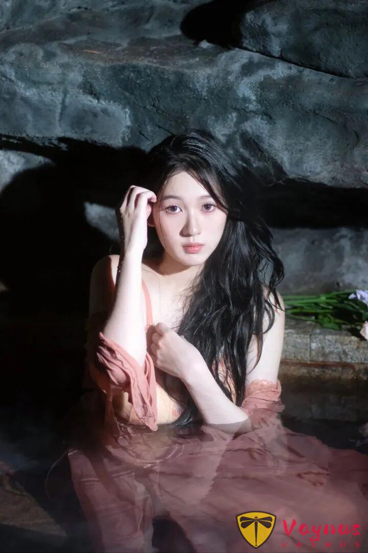 冬天泡溫泉，9個拍照姿勢，高階耐看顯膚白，原圖直出生動又唯美