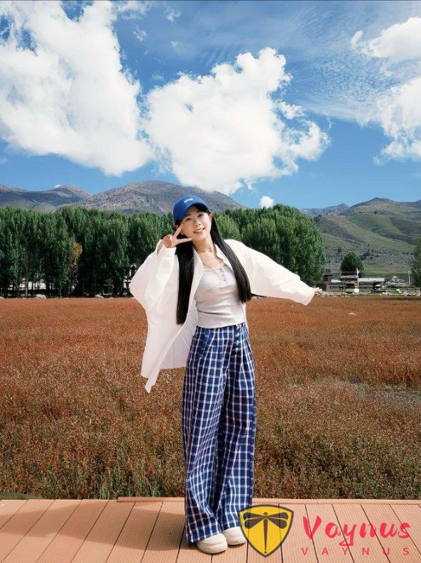 9个小幅度显高显瘦姿势,轻松拍出氛围感