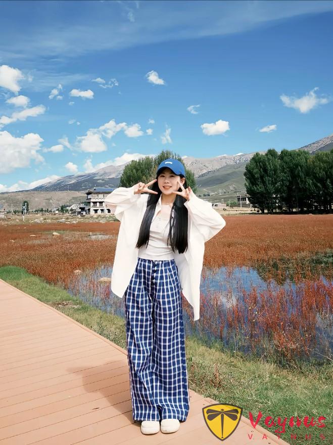 9个小幅度显高显瘦姿势,轻松拍出氛围感