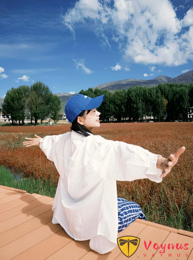 9个小幅度显高显瘦姿势,轻松拍出氛围感