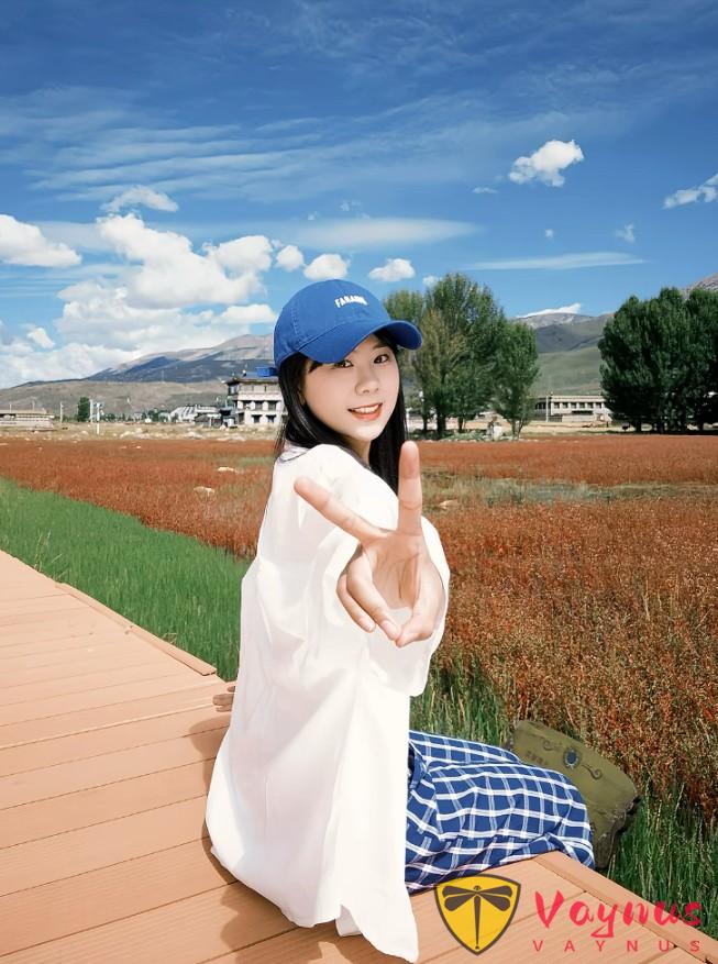 9个小幅度显高显瘦姿势,轻松拍出氛围感