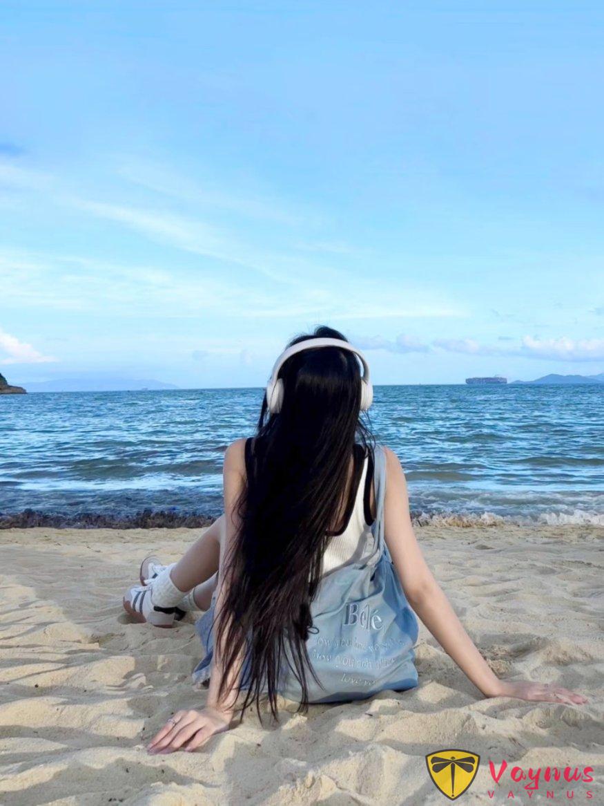 i人去海邊拍照，9個不露臉姿勢，告別鏡頭尷尬，乾淨簡單超出片