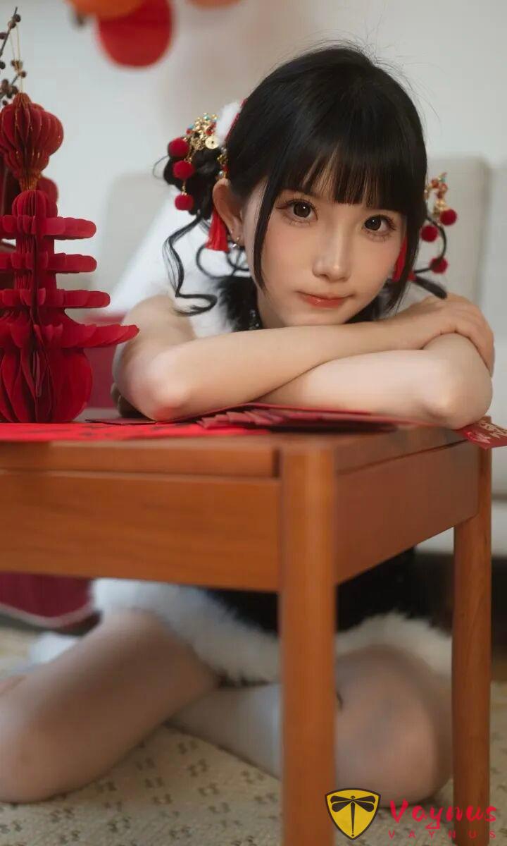 拒绝过年土气感！9个新年居家拍照姿势，温柔减龄，长辈朋友都夸美