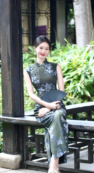 女生穿旗袍就這麼拍!5個拍照小技巧,簡單好學又顯身材,氛圍感拉滿