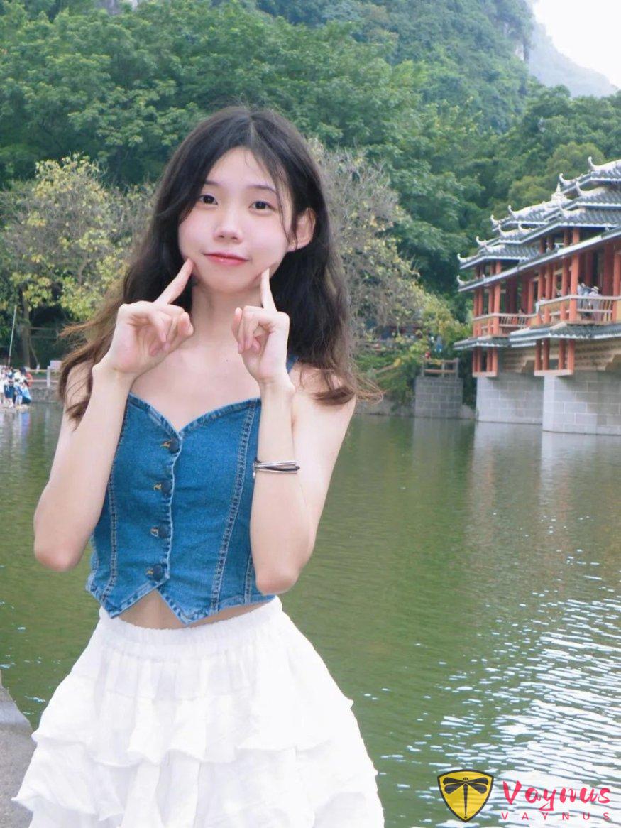 穿裙子拍照，4个姿势，裙子拍照落落大方，温柔气质又漂亮