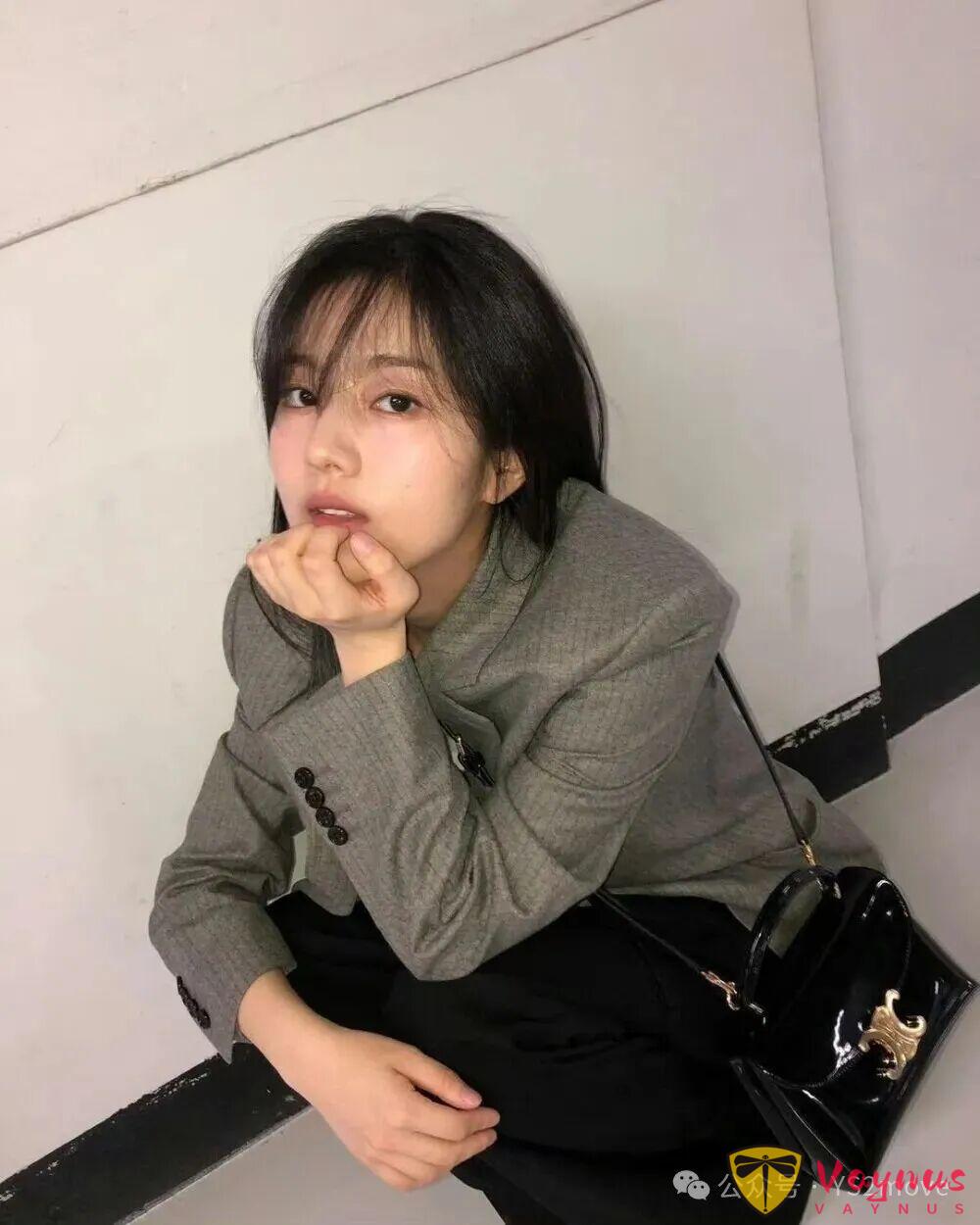 【女子色】韩国女演员「申银秀」