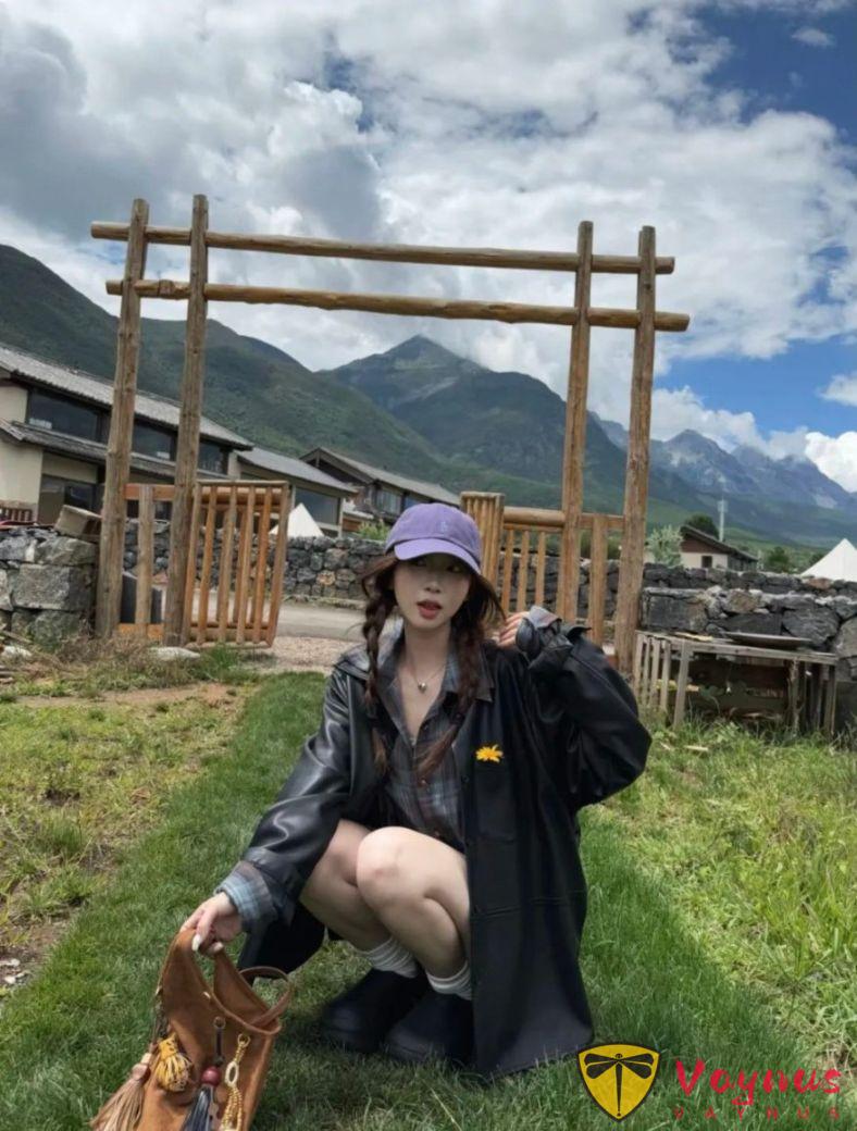 早秋皮衣穿搭