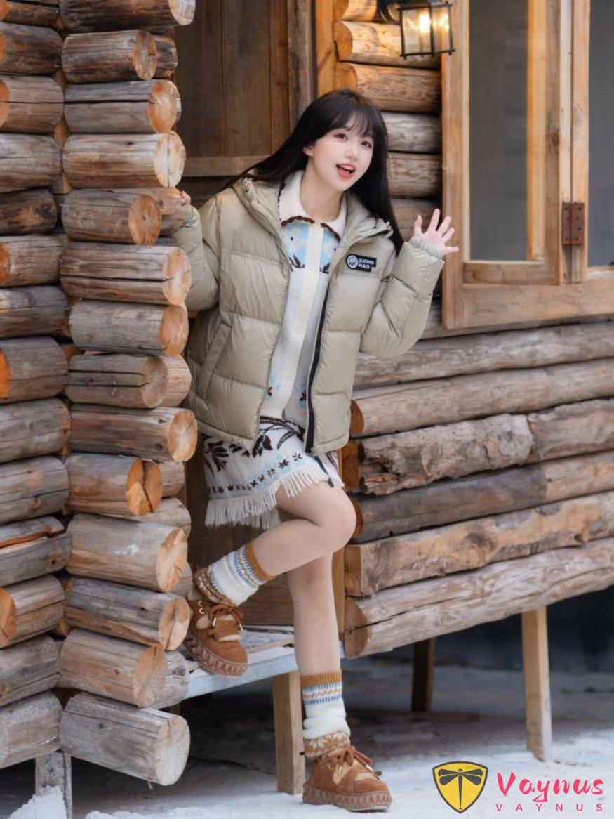 下雪天的正确打开方式!9个甜妹拍照姿势,温柔又治愈,甜过初恋