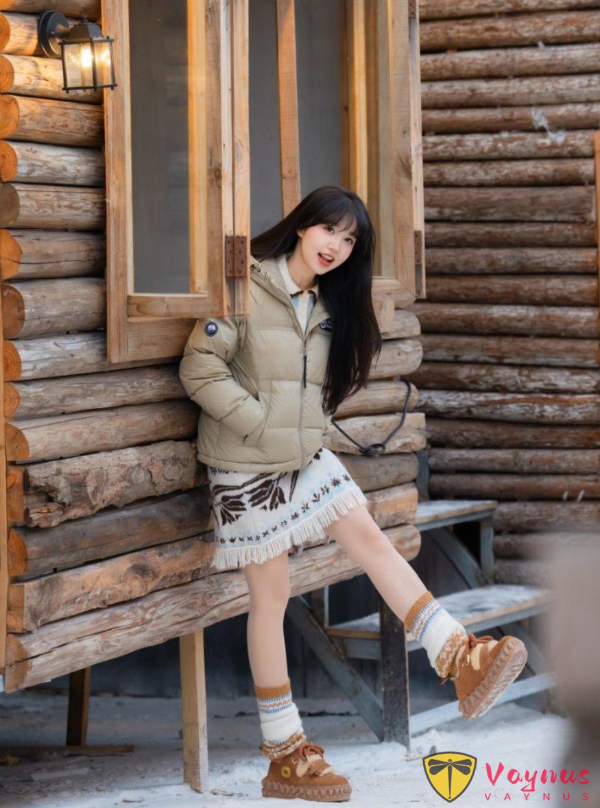 下雪天的正确打开方式!9个甜妹拍照姿势,温柔又治愈,甜过初恋