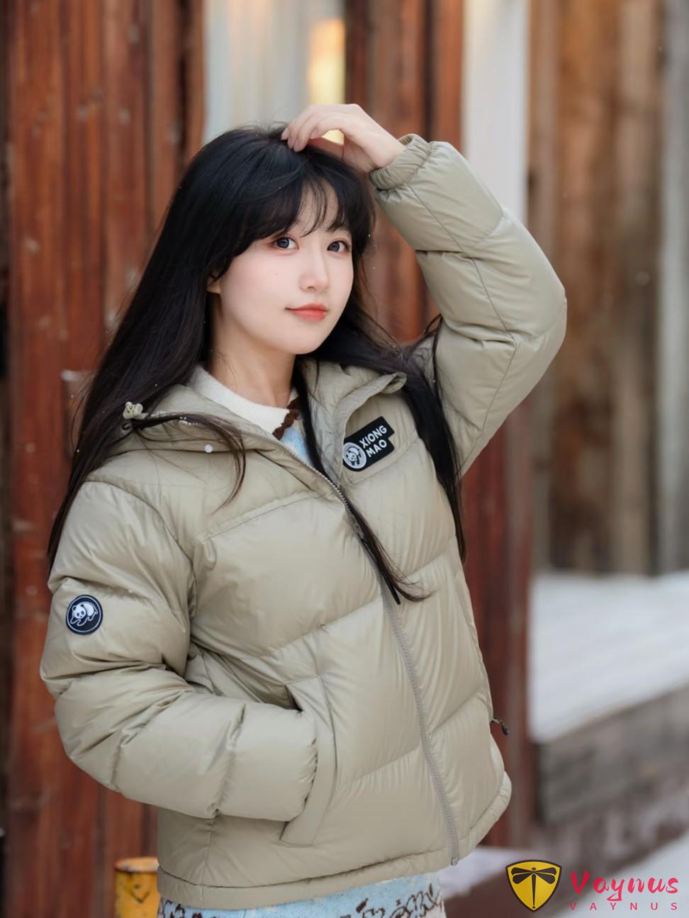 下雪天的正确打开方式!9个甜妹拍照姿势,温柔又治愈,甜过初恋