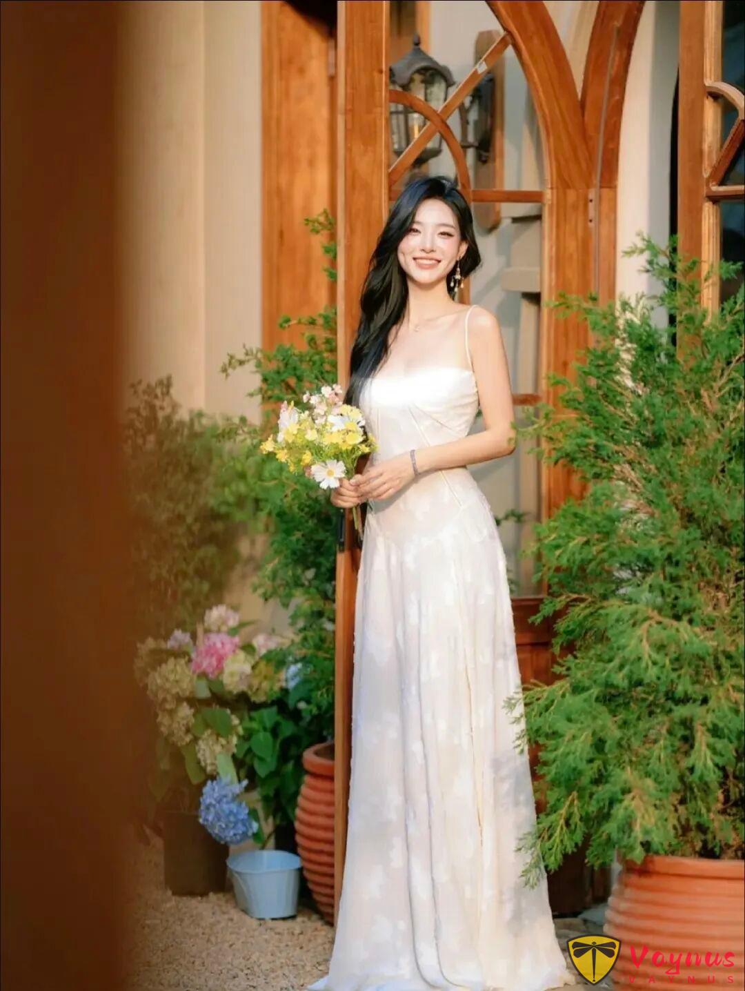 9 个穿裙子拍照姿势，漂亮气质又迷人，优雅清纯又出片