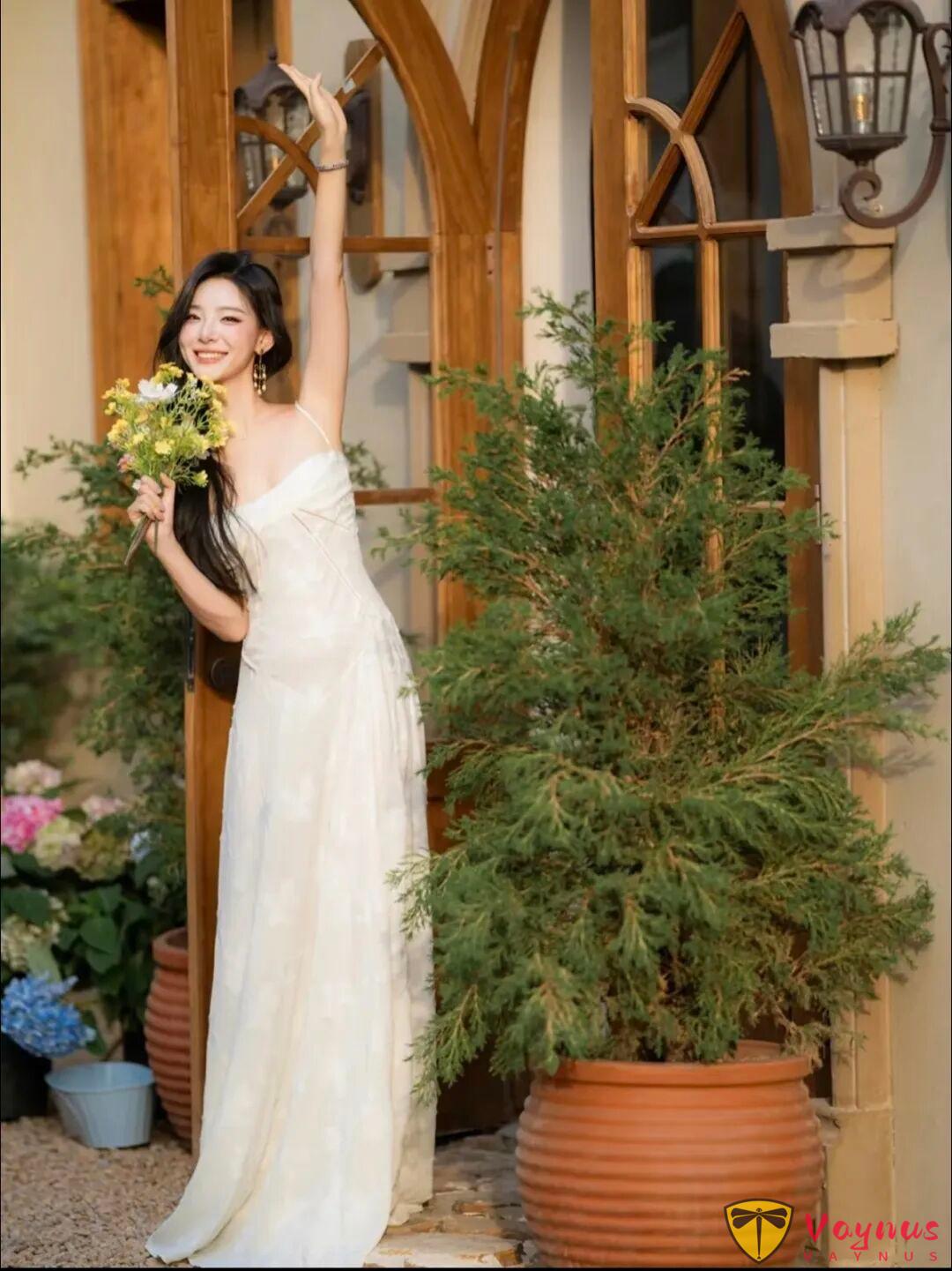 9 个穿裙子拍照姿势，漂亮气质又迷人，优雅清纯又出片