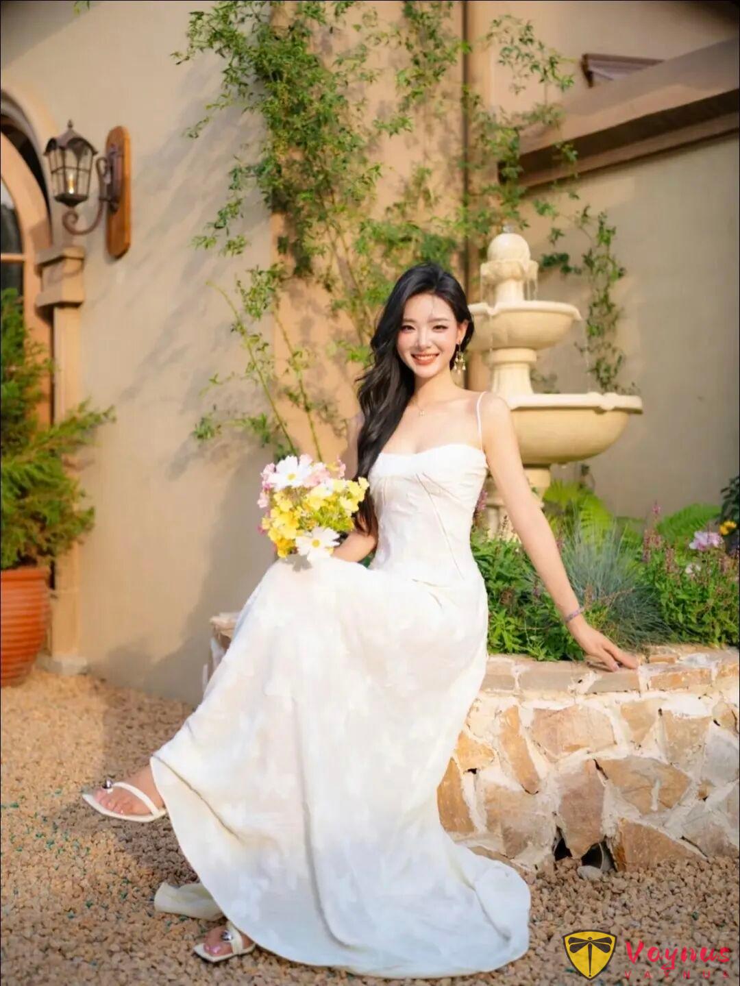 9 个穿裙子拍照姿势，漂亮气质又迷人，优雅清纯又出片