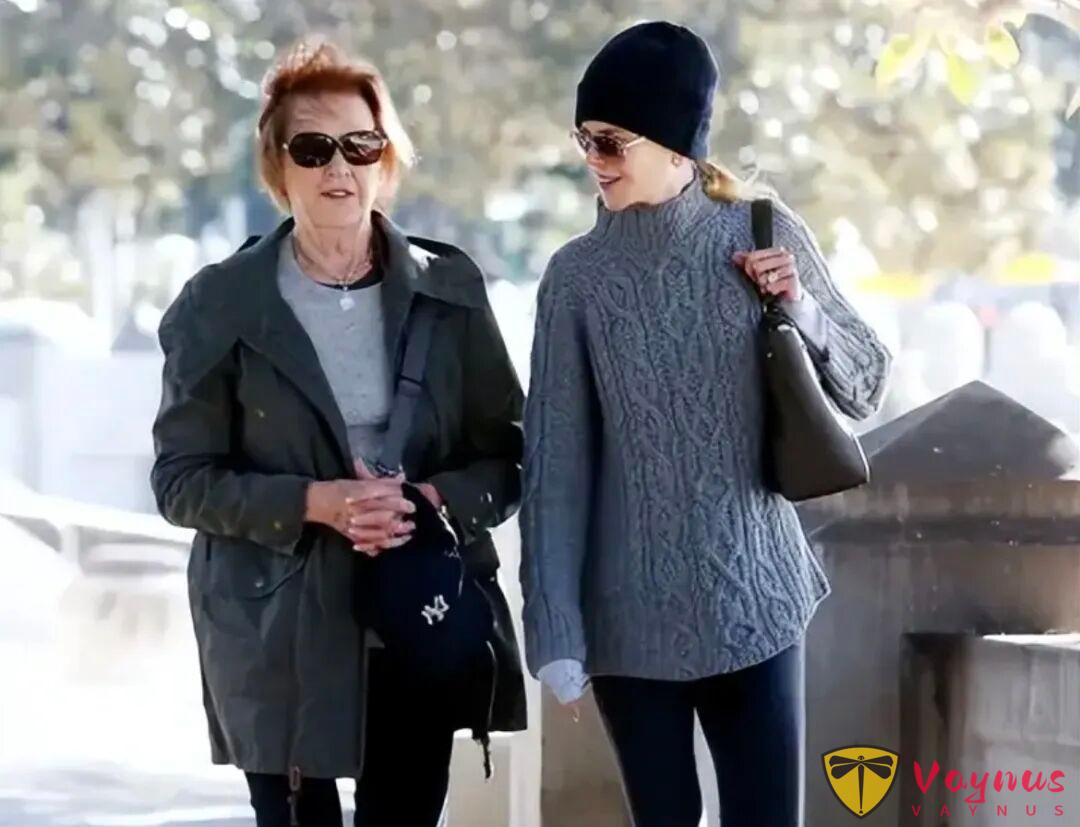 妮可·基德曼含泪自曝：领奖前得知母亲去世，如今她做出一个惊人决定……