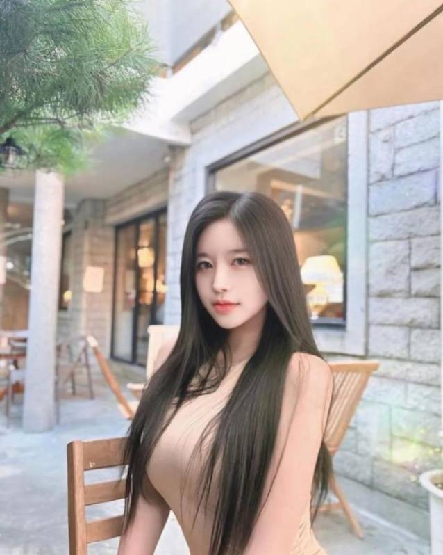 韩国顶级少妇！又白又嫩，气质优雅，极品身材真的是太绝了