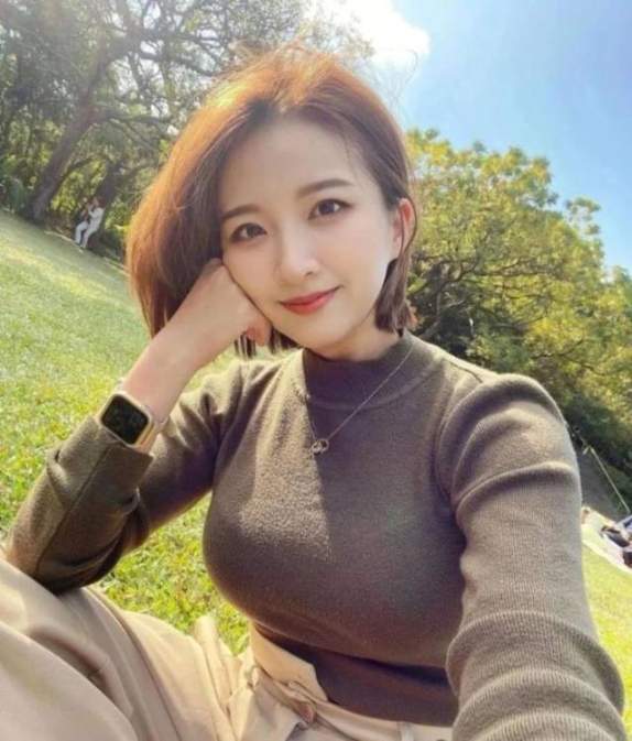 韩国顶级少妇！成熟御姐风，风韵犹存，老A8真的太绝了