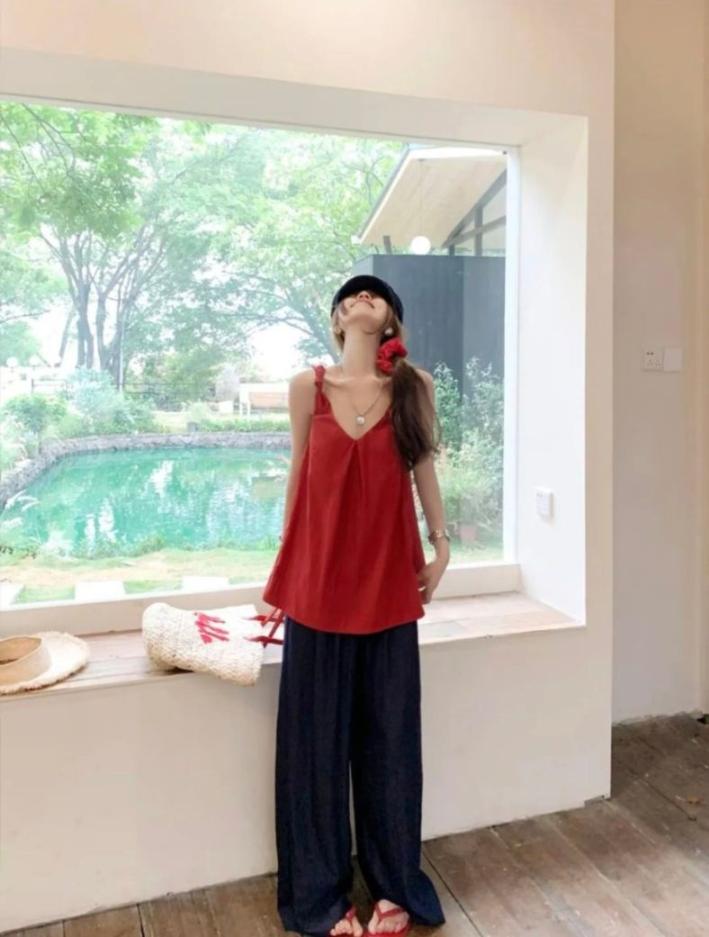 夏日里的一抹红