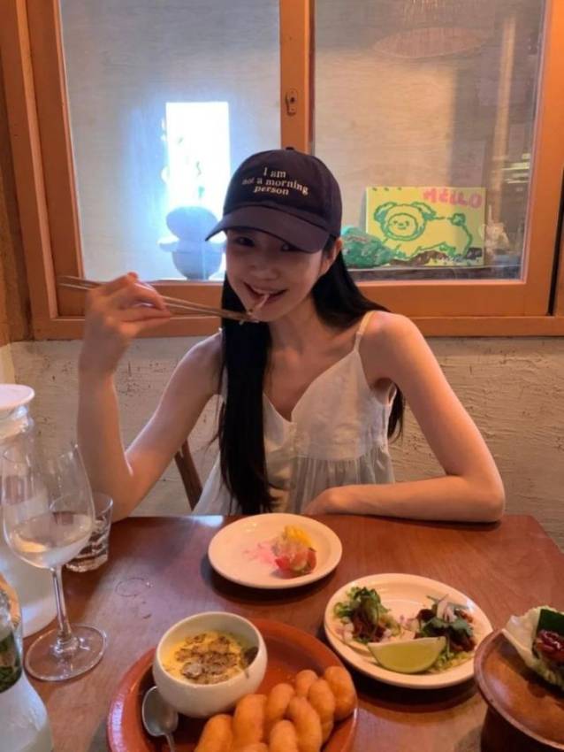 ins博主可愛小衫穿搭
