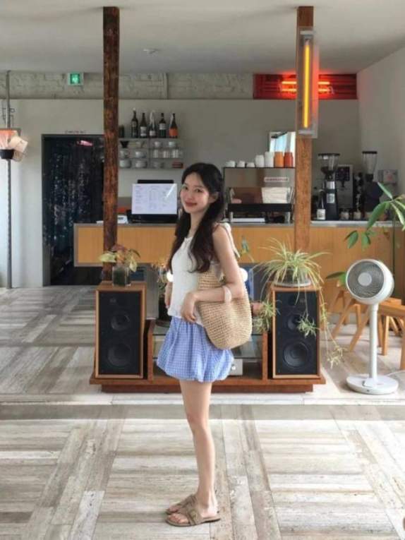ins甜美风穿搭