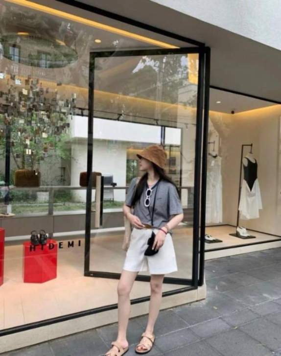 條紋T恤怎麼搭