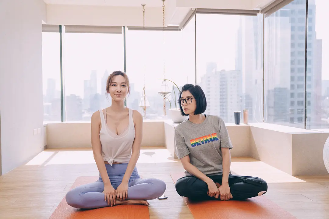 又挖到一部由Netflix出品的寶藏家庭臺劇《媽，別鬧了！》！這劇意外的好看！