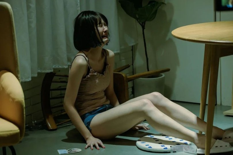 这部以“命案清洁”为题材的悬疑片《孔雀鱼》看得人不多，但我强烈推荐！