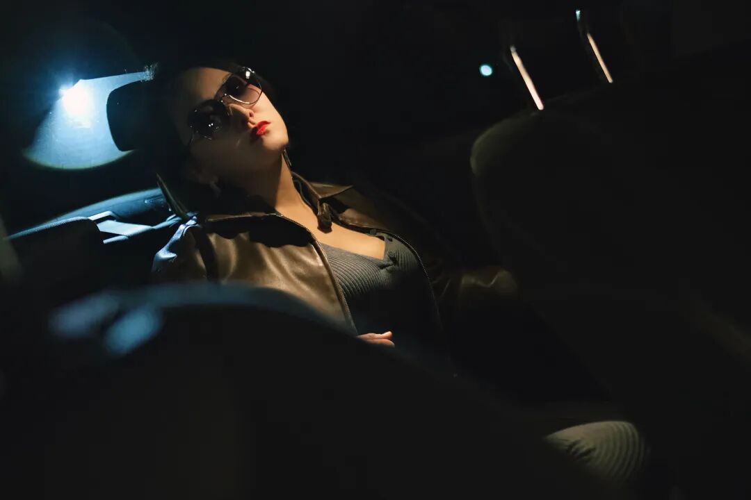 你本身的样子,就足够迷人。