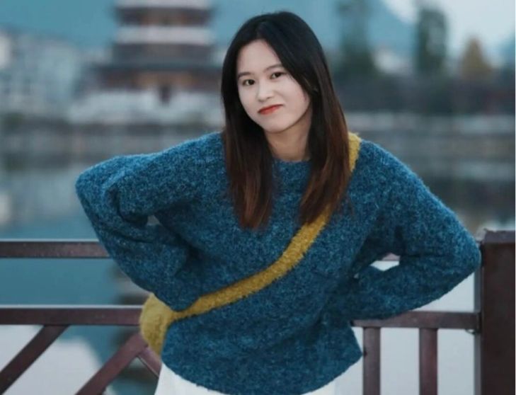 5个生活感拍照站姿，简单易学好出片，自由随性不做作，氛围拉满！