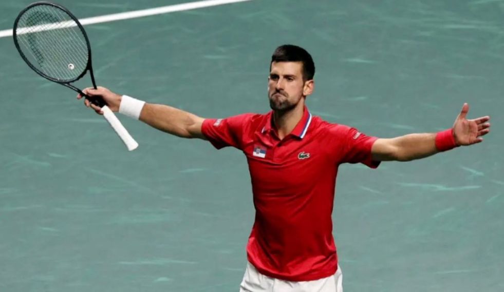 0-2绝境收退赛礼！德约手握2个破发点时，穆塞蒂突然低头，103胜纪录藏泪点