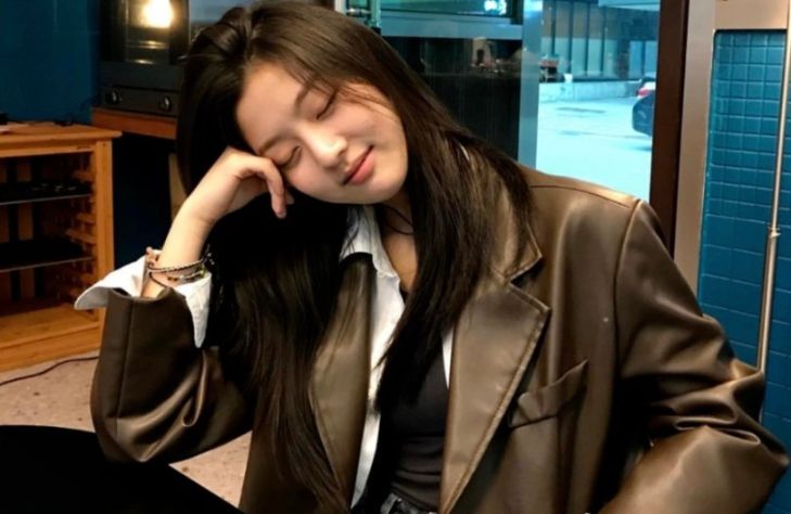 【女子色】韩国女演员「申银秀」