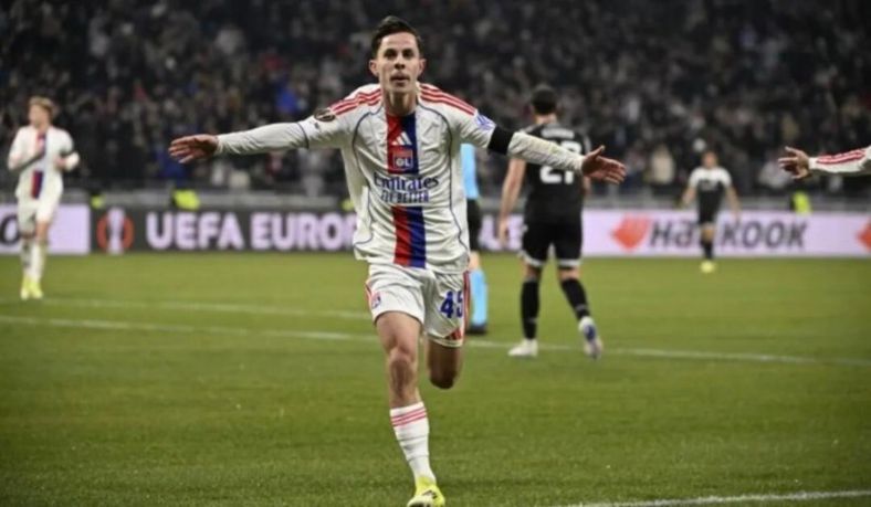 絕殺！17歲小將破門創下紀錄，歐聯第1出線+強勢晉級