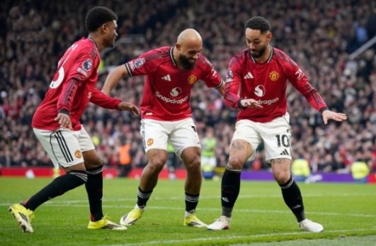 曼聯3-2富勒姆，Sofa評分如下，胖虎領銜、庫尼亞緊隨其後