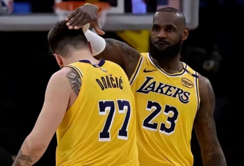 NBA常规赛： 湖人 VS 篮网  湖人复仇之战硬怼篮网核心复出暗藏杀机