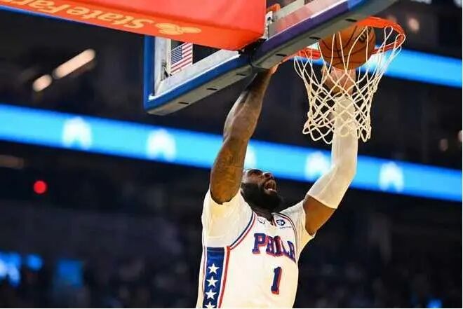 没有库里，勇士队又是一场极致的惨败