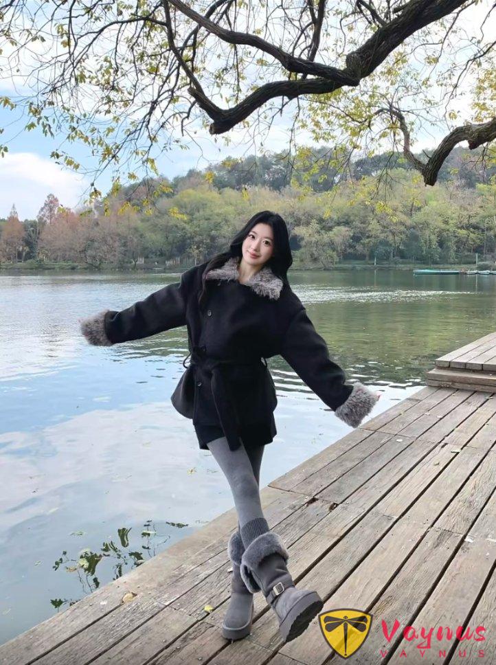 摆脱路人感你得这么拍,6个简单易学的姿势,拍照自然又好看,路人秒变网感!