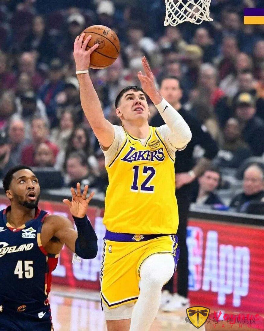 湖三崩又来了！湖人惨败骑士遭30分血洗，老詹11分低迷，东契奇空砍29+5+6