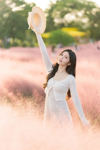 粉黛子拍照,一些适合i人的小幅度拍照姿势,简单易学,轻松拍出女神范儿