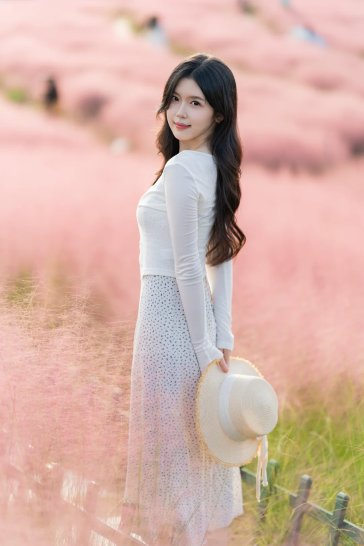 粉黛子拍照,一些适合i人的小幅度拍照姿势,简单易学,轻松拍出女神范儿