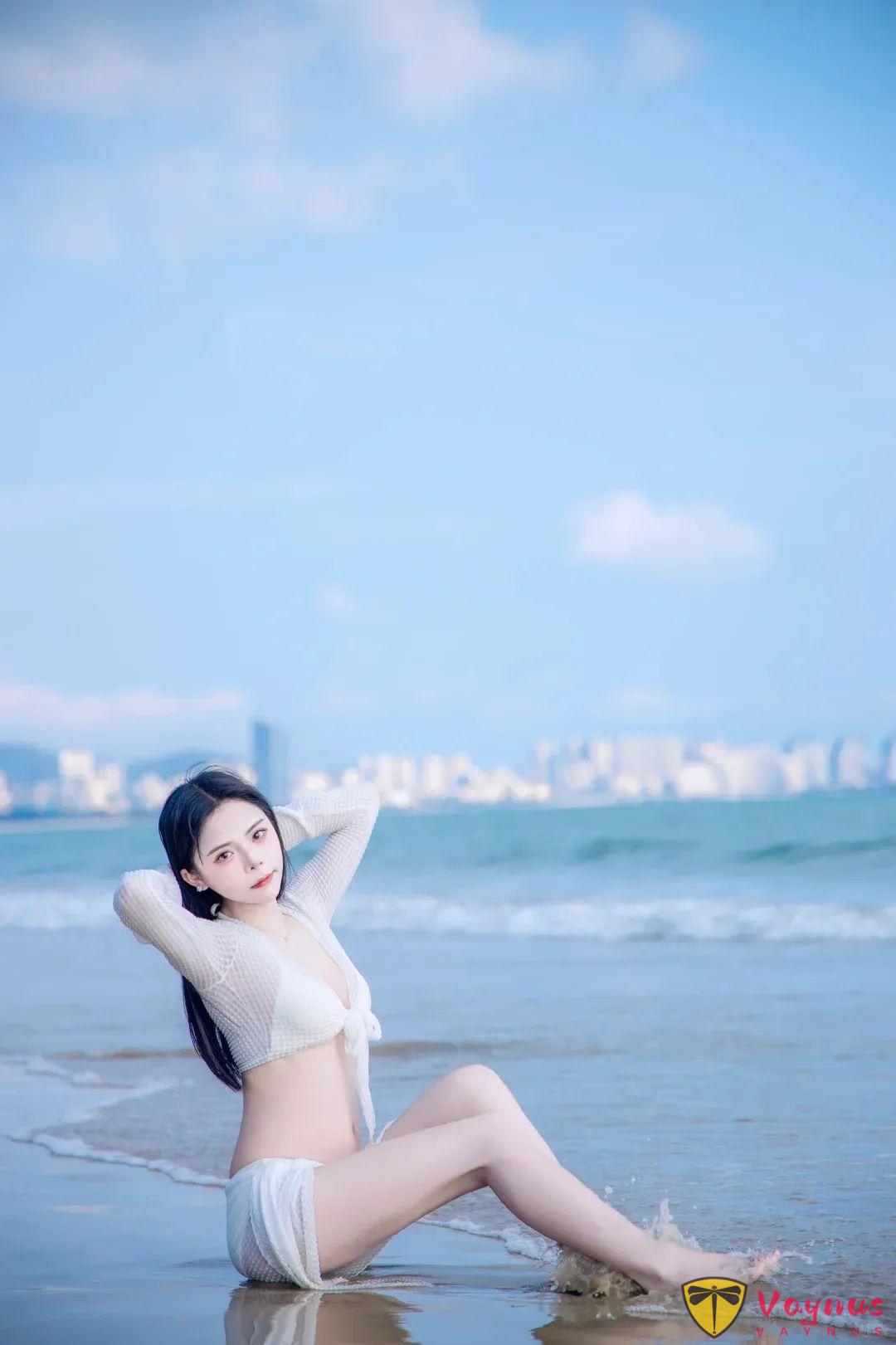 拒绝游客照的通病：低头＋闭眼的海边连拍公式，拍出氛围大片就靠这几步