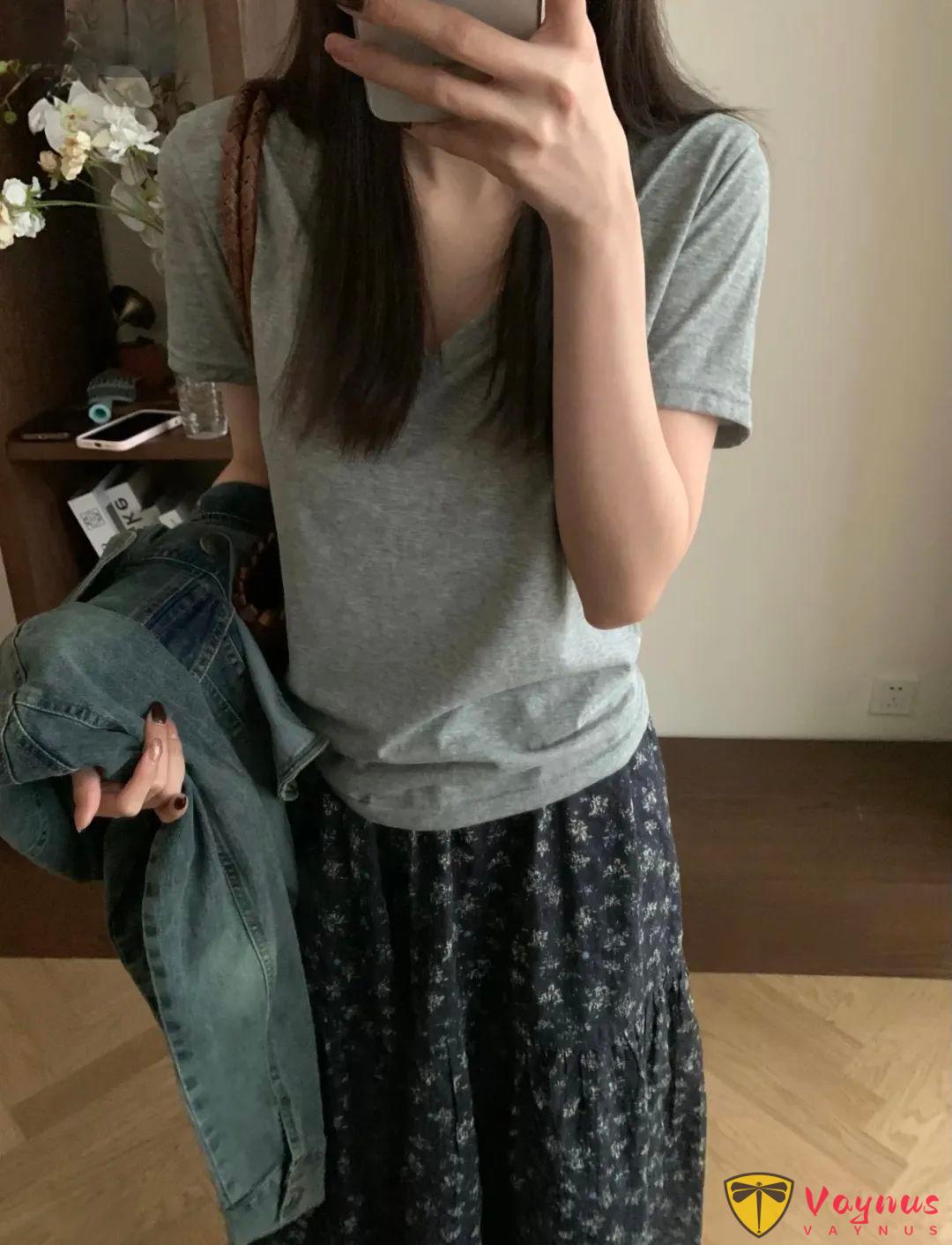 碎花半裙穿搭灵感