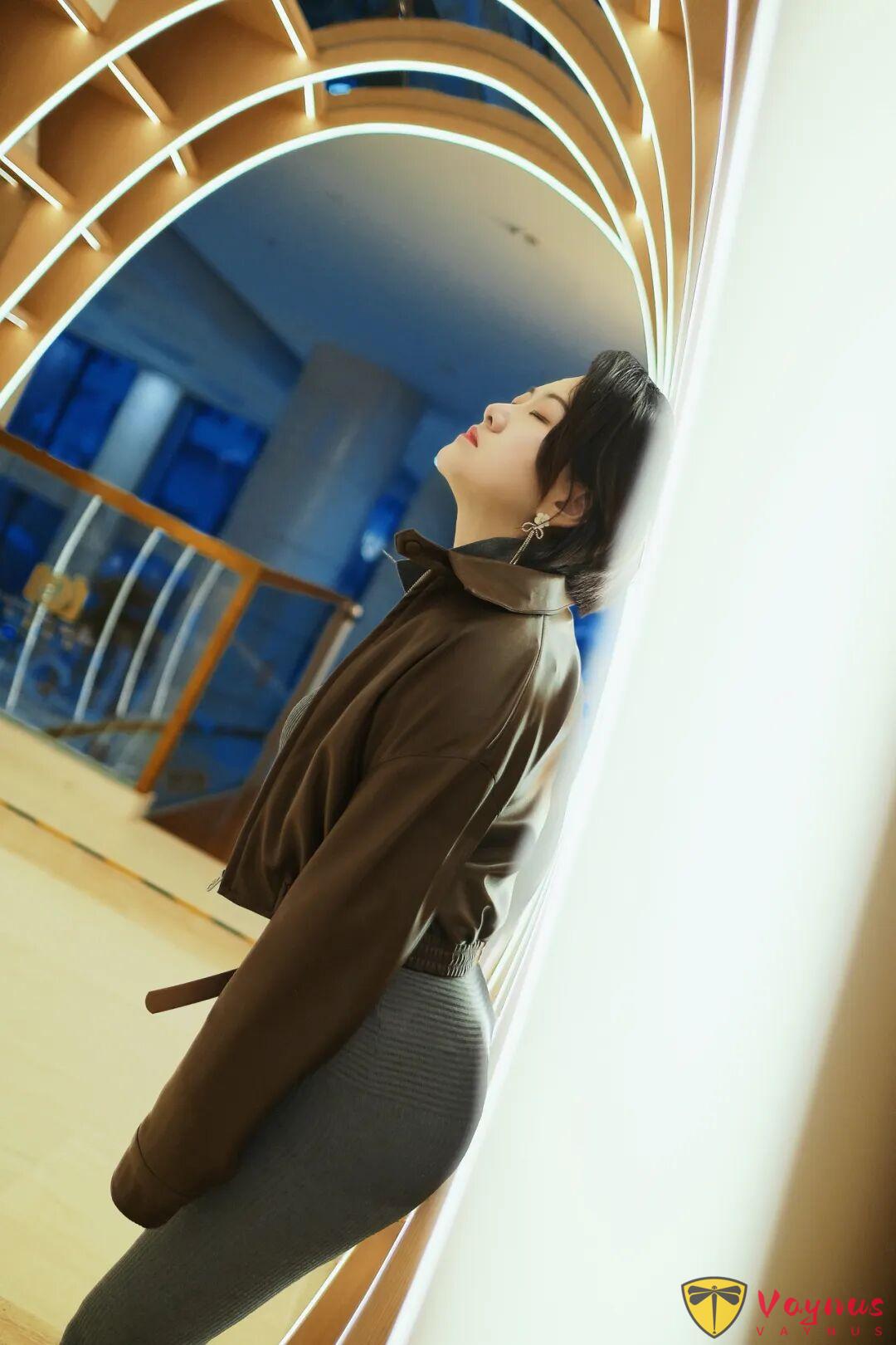 你本身的样子,就足够迷人。