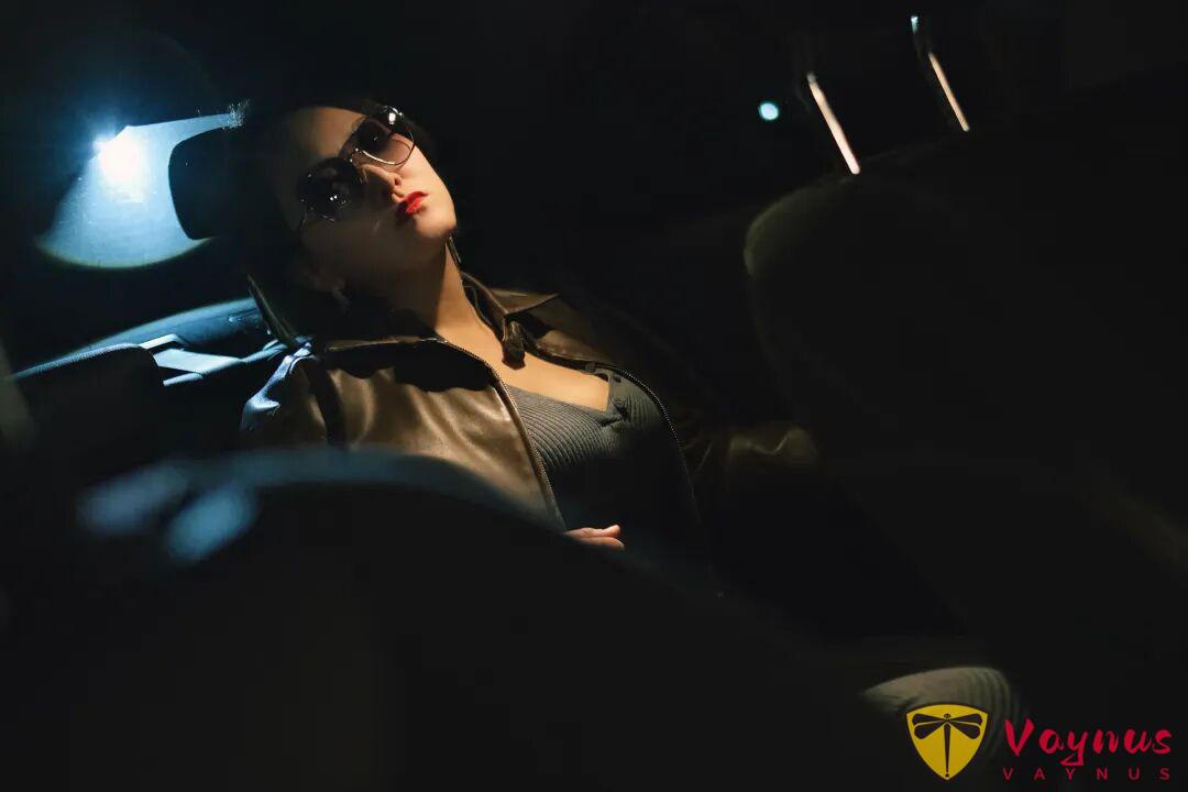 你本身的样子,就足够迷人。