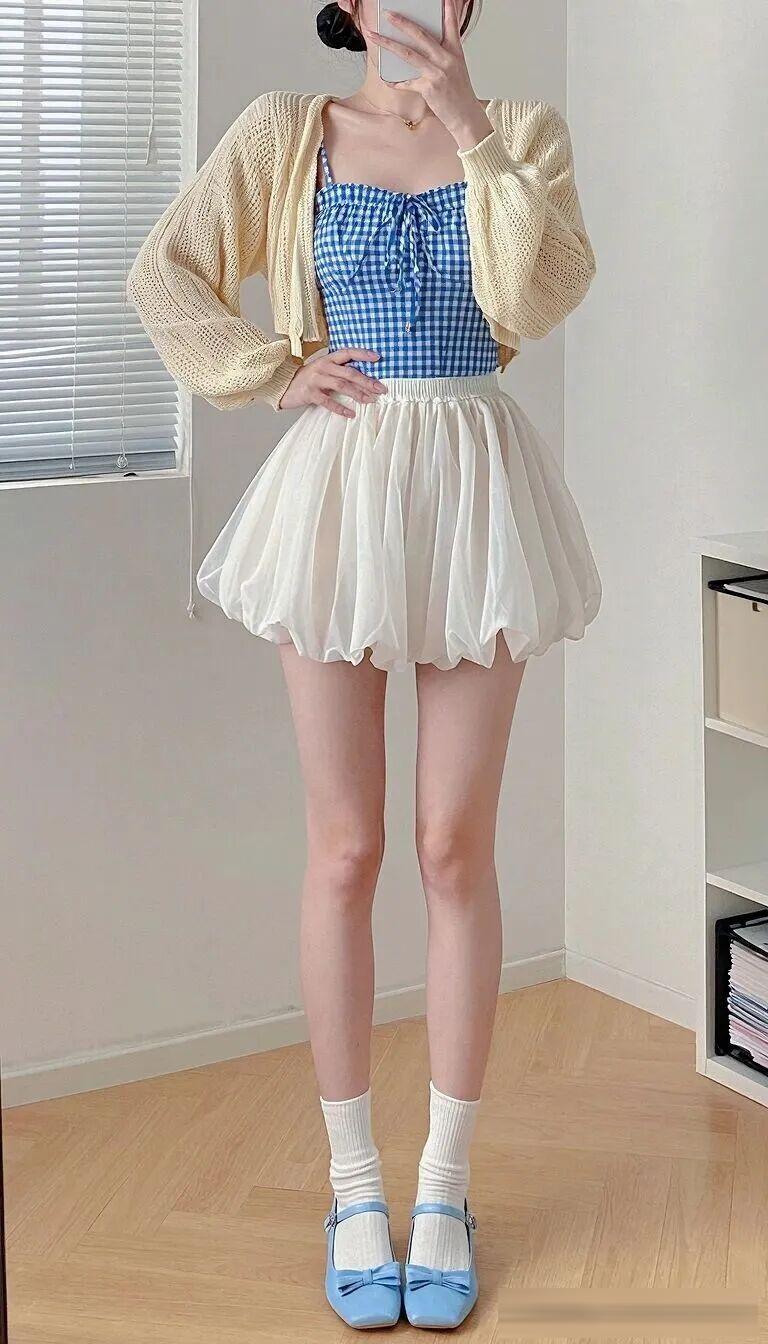為什麼有些裙子穿很久都覺得好看?因為顏色搭配的就讓人很舒服。