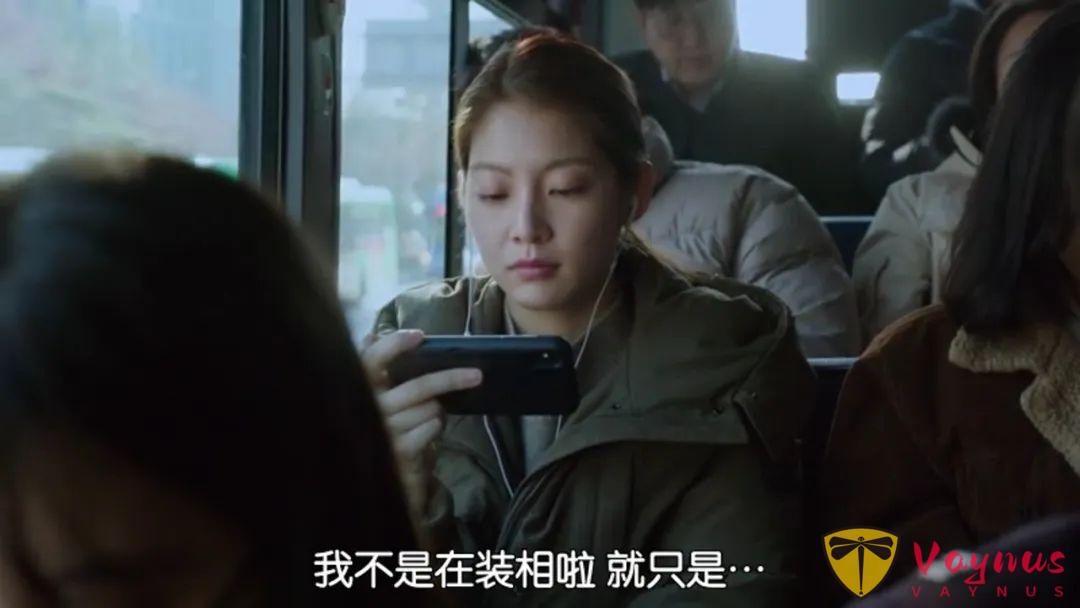 韩国冷门高分电影《独自生活的人们/寂寞佔線中》，年轻人的孤独，低欲，逃离，生疏