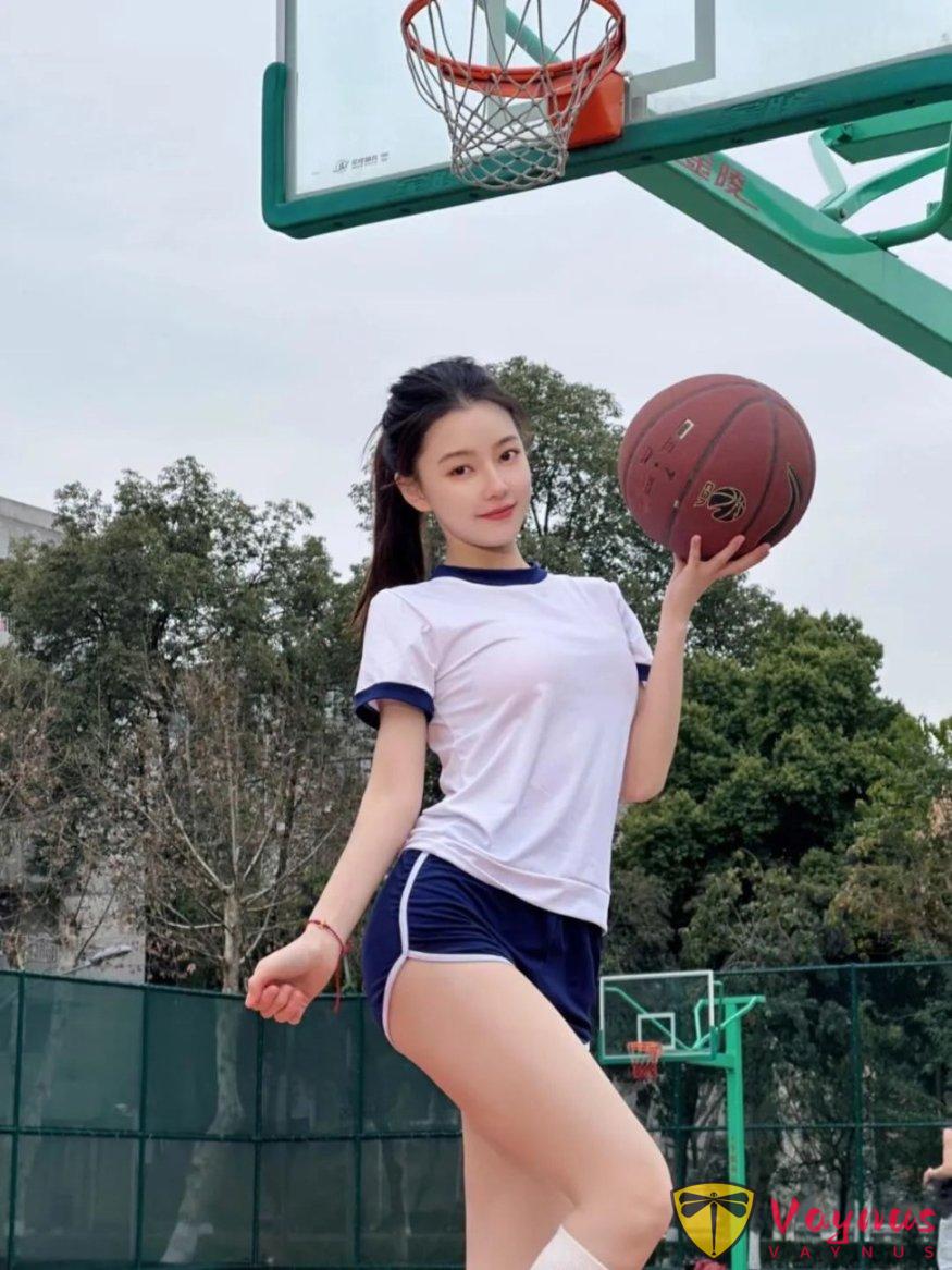 运动风格9个出片动作，拍出灵动感和少女气质，轻松拿捏焦点